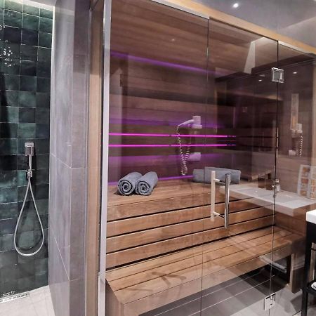 Jacuzzi Apartments Краков Экстерьер фото