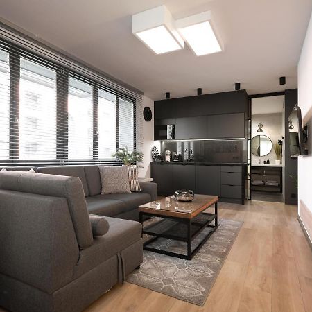 Jacuzzi Apartments Краков Экстерьер фото