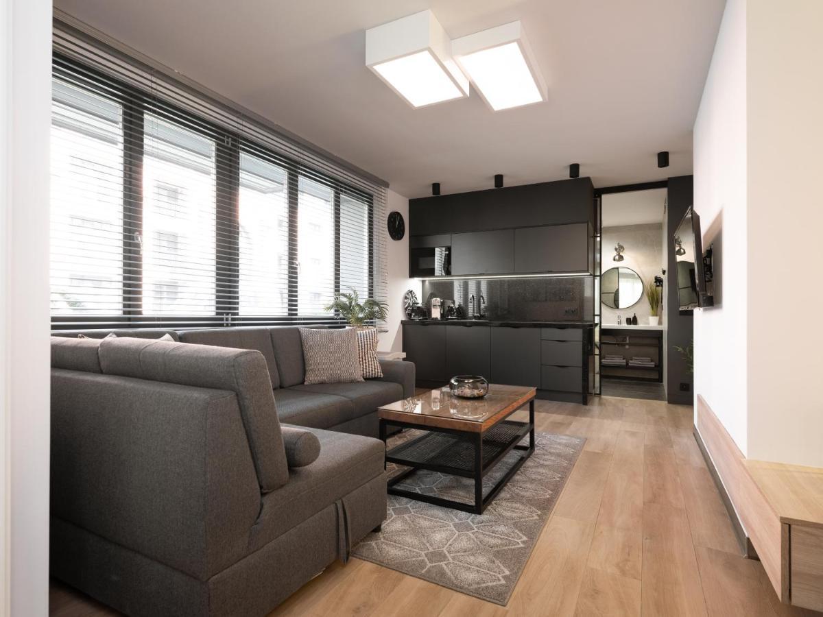 Jacuzzi Apartments Краков Экстерьер фото