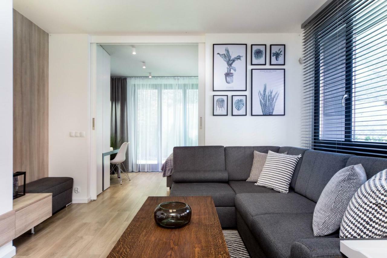 Jacuzzi Apartments Краков Экстерьер фото