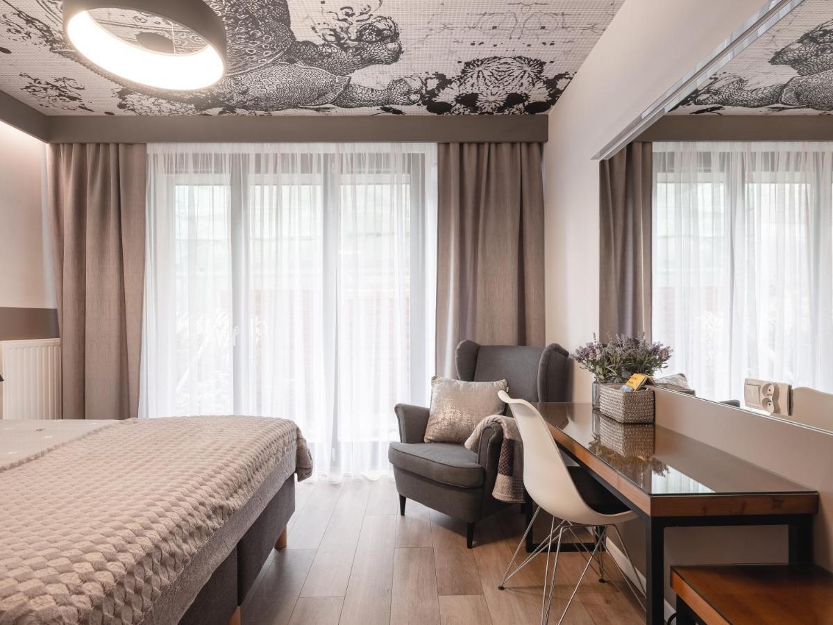 Jacuzzi Apartments Краков Экстерьер фото